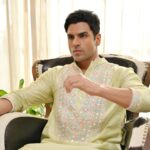 Vivek Dahiya Instagram - Kurta by @mardbyabusandeep 📸 @sadaf.nkhan @stylebysugandhasood Mumbai, Maharashtra