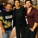 Vivek Dahiya Instagram - Happy birthday chotte! May your life be a blockbuster filled with the acting roles you desire. You become the busiest actor who dosent have dates until 2026!! Here's to a year of stealing the spotlight! 🎉🌟 @gulshannain