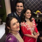 Vivek Dahiya Instagram - Beautiful people from last nights party at @ektarkapoor @kalpraag @oakpinionpr