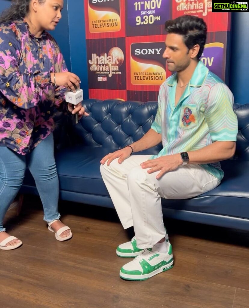 Vivek Dahiya Instagram - Thank you everyone for your kindness and blessings. This boy had a terrific day working and promoting #jhalakdikhlajaa with my extra ordinary and very loving peers. Catch you on your televisions this weekend!