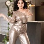 Vrushika Mehta Instagram - Join the dance challenge and express your style with @vivo_india’s Style Dance Challenge. Let’s do this! 💃🕺 The vivo Y200 5G launches on October 23, so follow these 5 simple steps to participate and win exciting goodies from the brand! 👉 Show us your best moves - unleash your inner dancer! 👉 Add the catchy tune ‘Spread Your Aura’ from the audio library to your dance. 👉 Don’t forget to use the hashtags #StyleDance, #vivoY200, and #SpreadYourAura in your post. 👉 Tag @vivo_india in your video to make sure we see your entry. #Ad #SpreadYourAura #MatchMyAura #vivo #DanceChallenge #vivoDance