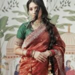 Vrushika Mehta Instagram - ज़रिया 🪔 . P.S: Consider this as my solo pre-wedding 🫣 📸 @ad_wait8 Edited by: @randomankit04 Thank you @kadhuwabanaras for customising this beautiful bridal saree for me ❤️ #wedding #bride #weddingphotography #bridalsarees #picoftheday