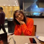 Vyoma Nandi Instagram – Smiling cause my dinner date was really pretty ; also cause of anticipating the taste of the brownie I ordered 😇😍 lol #shootstuffandchill Ahmedabad, India