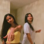 Vyoma Nandi Instagram – Hopping on the trends like 
Posted @withregram • @heemanandi Ease up homie … dance it out!✌🏻 
Happy Holidays 

#dancechallenge #crazy #sister