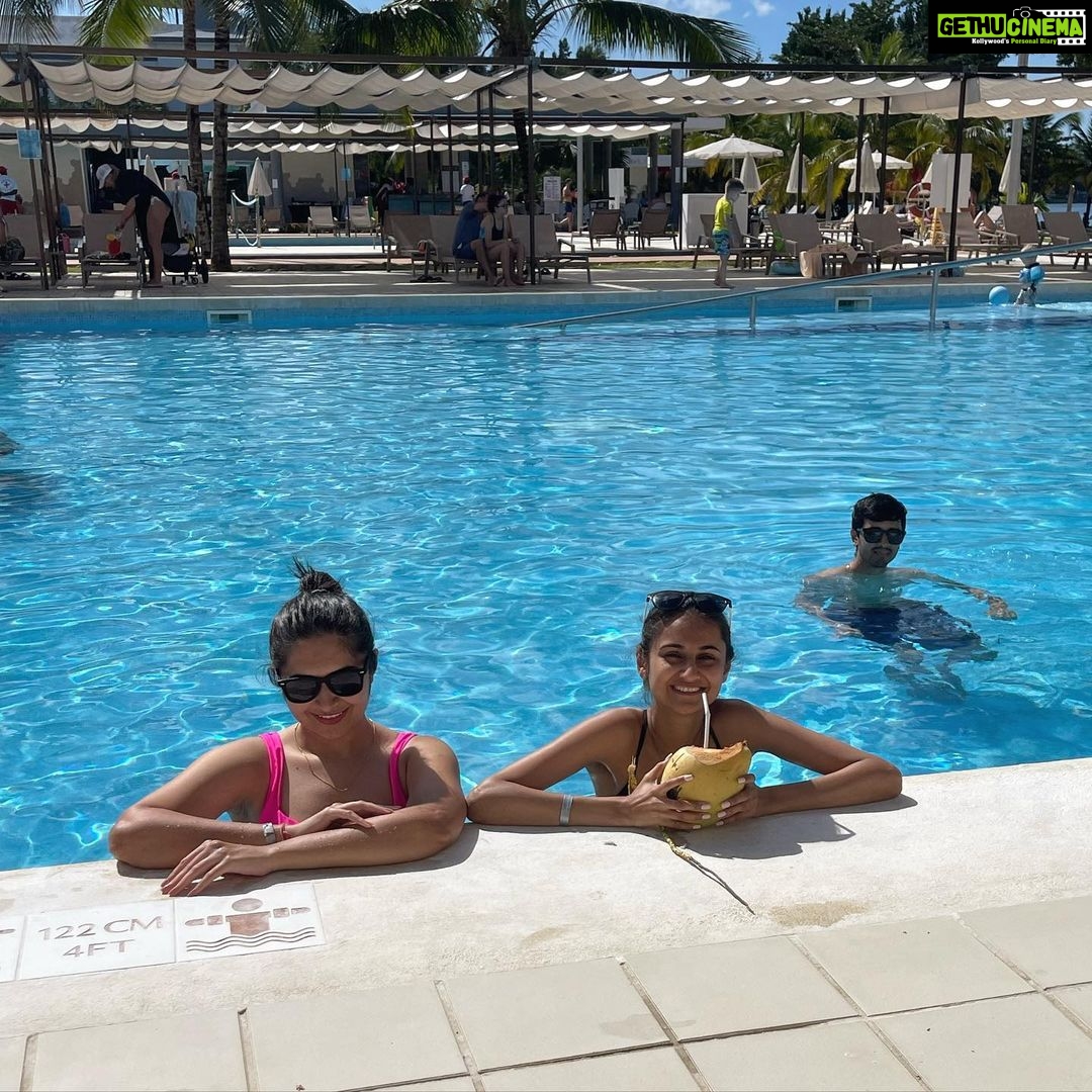Vyoma Nandi Instagram - ☀️😎 #lalaland #happiest #discoveringnewthingsdaily