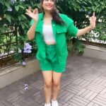 Vyoma Nandi Instagram - VHALIDA SONG HOOK STEP IS HERE!!! Let’s groove together on this crazy track! We are eagerly waiting to see you all do this in your reels and the best ones will get featured in all of our team members’ stories 😍 !!! Start postingggg nowwwww 🥳🥳🥳🥳🥳🥳 oh and don’t forget to TAG us!!! 😁 P.s. had a blast choreographing this hookstep for you all hope you guys loveeee the steps 😍❤️ {Firstly tagging and challenging near and dear ones @esharkansara @shraddhadangar_official @manasi_parekh @bhaminioza @heemanandi 🥳} #VhalidaHookStepChallenge #HurryOmHurry #SiddharthRanderia #RaunaqKamdar #VyomaNandi #vhalidasong #hookstep #kirtidanghadvi #bhoomitrivedi #nisargvaidya #parthbharatthakkar #diliprawal #hookstepchallenge #reels #trendingsongs #trendingreels #explorepage #gujaratimovie #everestentertainment #instareels #dancevideo #hurryomhurry