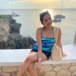 Vyoma Nandi Instagram - Found my effortless smile again 😁 Can ya feel it too? 🥰🏝 #familytime #godchild #lookingforwardtohappiness Rui Palace Tropical Bay Resort