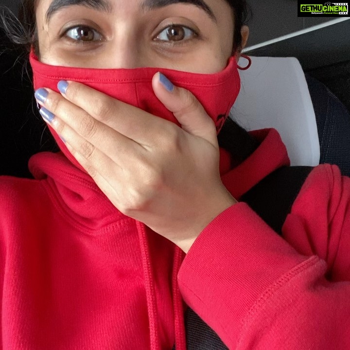 Vyoma Nandi Instagram - A feeling that triumphs all! Finally home after over 2 years. Had been homesick for the longest time ♥️ #happiest #homesweethome #family 🇨🇦🇨🇦🇨🇦🇨🇦 Toronto, Ontario