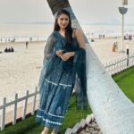 Vyoma Nandi Instagram - Beach waali Diwali 🪔 💙 Mumbai, Maharashtra