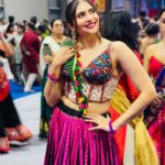 Vyoma Nandi Instagram - 🩷💜🖤 #Rangilore ! Had a blast as usual 🙌🏻 . . Styled by @styleitwithniki Outfit- @klassiccostumesmumbai Jewellery - @silver.kiosk . . #VyomaNandi Mumbai, Maharashtra