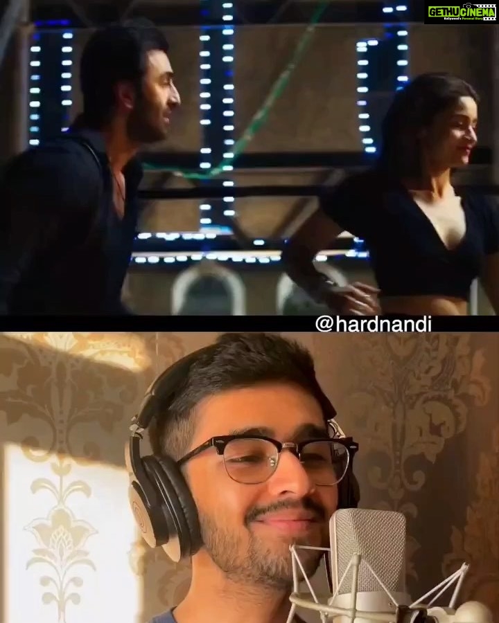 Vyoma Nandi Instagram - Had to post this cause it’s just so good. Makes me feel so proud of you! Waiting for your own song to shine on the big screen soon! 😚 Posted @withregram • @hardnandi Got a lot of requests for this one! Hope you enjoy my attempt ❤️ Listen with headphones for better quality 🎧 #Rasiya #brahmastra #brahmāstra #arijitsingh #tusharjoshi #rasiyacover #gujju #fyp #foryou #reels #reelsfeed #indiansinger #singingcover #rasiyasong #brahmastrasong #ReelsMusicChallenge @tusharjoshiii @ipritamofficial @ayan_mukerji @aliaabhatt @shreyaghoshal @amitabhbhattacharyaofficial @sunnymr @arijitsingh