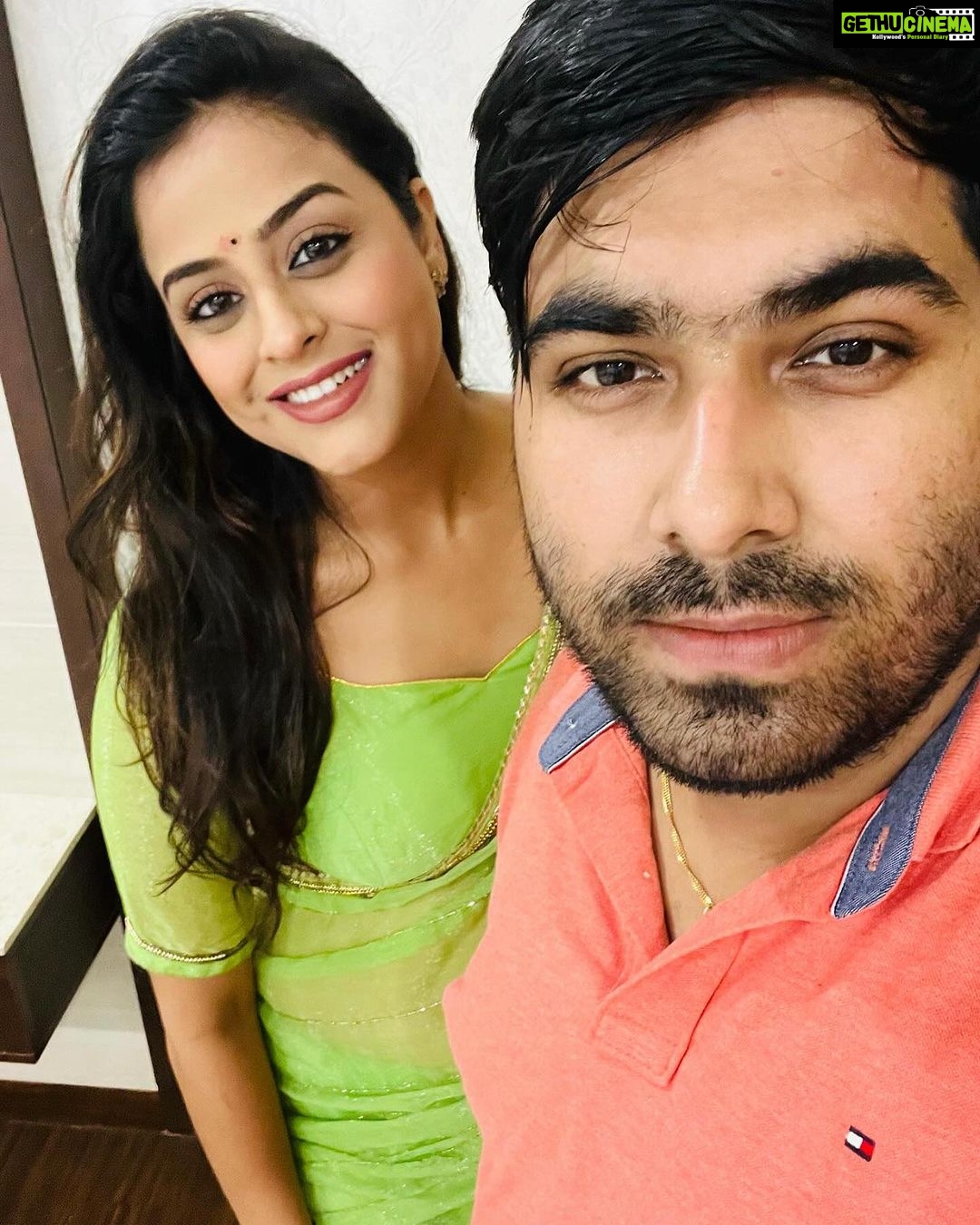 Yamini Singh Instagram - Happy birthday mere yaar mere dost mere jigar ke tukde. ♥️ Thank you for always being there for me whenever i needed you. And I promise to be with you always. 😘✨ Mahadev ki kripa tumpe humesha rahegi. 😇 Love you dost🔥