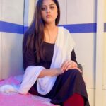 Yamini Singh Instagram - 🖤🦁