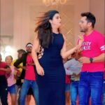 Yamini Singh Instagram - Lalka T-Shirtwa !! 1Million Reels🥰🥰 All Over Youtube Views Crossed 70 Million Views😊😊 @khesari_yadav @yaminisingh_official @iakhileshkashyap @satishsinghbabuaan @itsanujaryan @sdeepu_singh @singhvivek08 @amitpandey6974 @music_arya_sharma