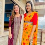 Yamini Singh Instagram - Happy Birthday to my dearest sister🎂 Bhagwan tujhe duniya ki har Khushi de meri dil se yahi dua hai tu bahut acchi hai love you yaar bahut sara 💓😘 @yaminisingh_official