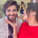 Yamini Singh Instagram - Nazar na lage mere dost ko.. Just looking like a Wowww Sakha❤️😘 #pradeeppandeychintu #yaminisingh