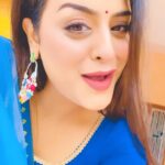 Yamini Singh Instagram - Obsessed with these lyrics!!! Tum kya mile🤍 #yaminisingh