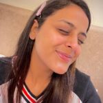 Yamini Singh Instagram - कोई नहीं जो तेरी कमी पूरी कर सके और कोई नहीं जिसे मैं तेरी तरह चाह सकूँ ।🕊️ #yaminisingh #radhekrishna #harharmahadev