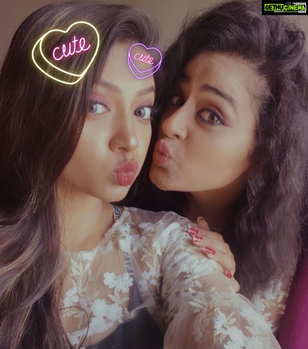 Yamini Singh Instagram - Happy Birthday Raksha!! Tujhe zindagi mein khoob tarak’kee aur khusiyaan mile ye humesha ishwar se meri dua rahegi!! Khoob aage badh!! Proud of you♥️😘