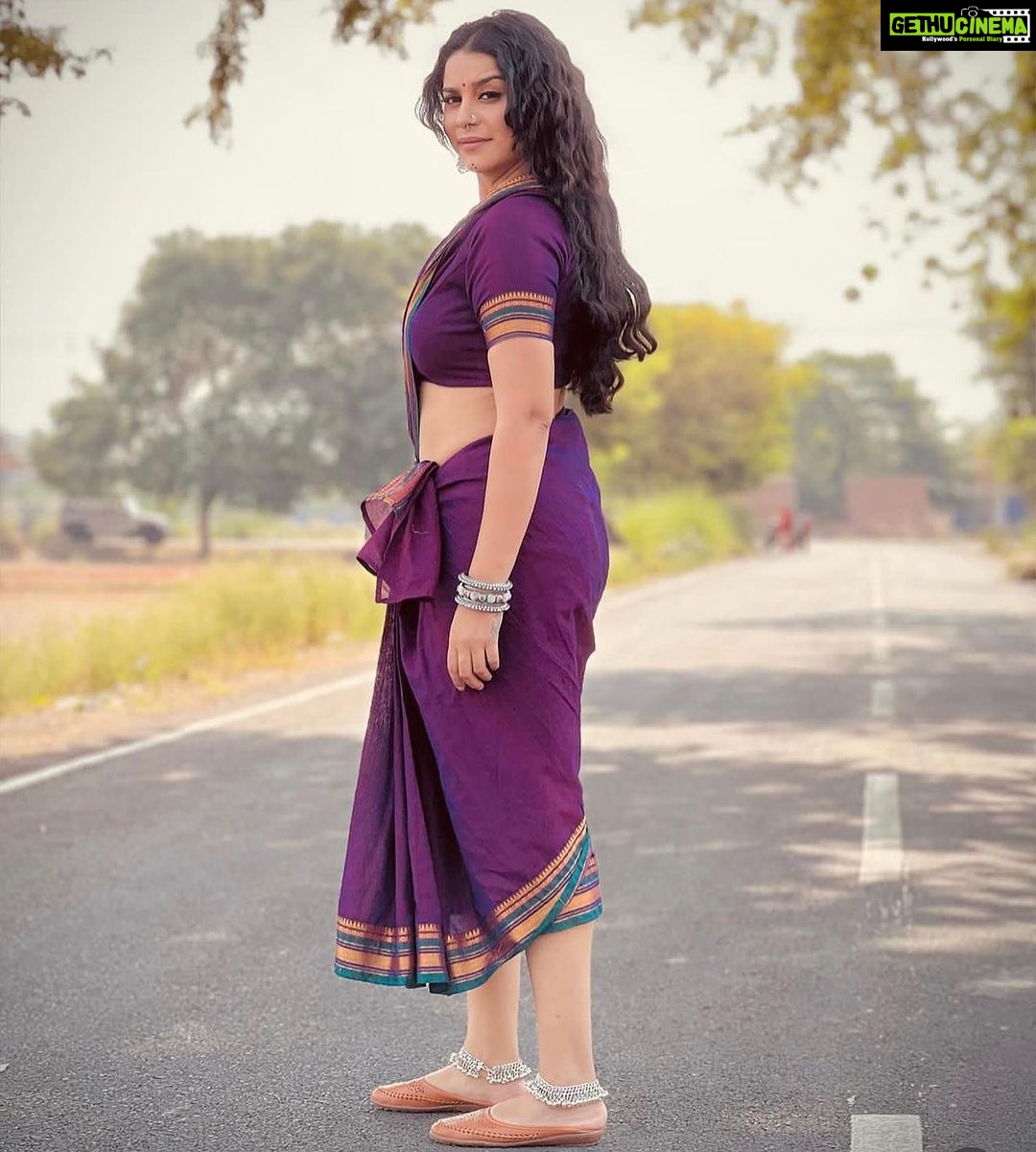 Yamini Singh Instagram - Happy birthday @anaraguptaactress di♥️ May god bless you with more & more happiness, success, love, harmony & prosperity in life. 🫂🥰