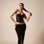 Yogita Bihani Instagram - Make way ♟️ Photographer - @kapilcharaniya Stylist - @jeevikab Assistant stylist - @styleparvaars MUA - @vibhagusain Hairstylist - @nargis9052 Jewellery - @shealuxejewels Corset - @urbanoutfitters Skirt - @zara Shoes - @prada #allblack #mood #sleek