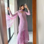 Yogita Bihani Instagram - Happy Dussehra 💗💗 Clearly couldn’t choose from the lot 🫢
