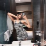 Yogita Bihani Instagram - 🥨🖤🥟🛌🥱