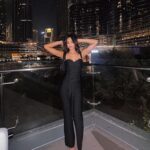 Yogita Bihani Instagram - feeling soooo @self__cntrd 🖤🖤 Styled by @jeevikab 😘 #Dubai #Blacklove #lit