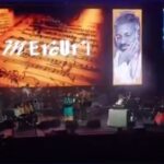 Yugendran Instagram - #aatukutti muttai ittu song sung by @yugendranvasudevan Anna in #dallas #singer #malaysiavasudevan #kamalhassan #kamalhaasan #yugendranvasudevan #yugendran #fanofyugi