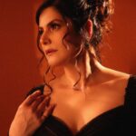 Zareen Khan Instagram - ♠️ Outfit by @charmisdesign Jewellery by @rubans.in Styled by @hitendrakapopara Fashion Team @tanyakalraaa @sarinabudathoki Makeup @makeupbyvinod Hair @shab_qureshi786 📸 - @sjframes #ZareenKhan