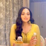 Zoya Afroz Instagram - Want to know how I use my Garnier Micellar Water in 3 Productive ways? Here’s how!⬇️ - Skin prep - Always a great fix for makeup hacks or mishaps💯 - Removes all the dirt, pollution & makeup off my face! So what are you waiting for? Grab yours now💚 @garnierindia #GarnierIndia #MicellarWater #MakeupOffMicellarOn #AD #Skincare #Festive