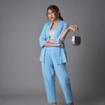 netri nisarg trivedi Instagram - Outfit : @rtee_couture Accessories & Purse : @stylewithdaksha_kashti MUA : @parthu_makeupofficial Hair : @divya_vaghela_1204 Captured by : @its_kishan_creation Stylist : @stylebydevang #StyledByDevang