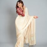 netri nisarg trivedi Instagram - Saree is synonymous to Elegance… It never fails you!❤️🥰 Saree : @bhoomikavirani_label Jewellery : @quiins_closet_jewellerystudio MUA : @parthu_makeupofficial Hair : @divya_vaghela_1204 Captured by : @its_kishan_creation Stylist : @stylebydevang #StyledByDevang