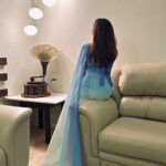 netri nisarg trivedi Instagram - Keeping it LIGHT (pun intended) Happy Diwali Pt 1 __________________________ Thankyou @stylebydevang for the end moment help Clicked by @aash.naaaaa ❤️ #diwali #diwali2023 #netritrivedi #lights #festival