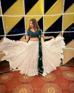 netri nisarg trivedi Instagram - Navmi The day it all ends Back to the grind Navratri was a little escape from reality! Wearing: @bhoomikavirani_label #navratri #white #chaniyacholi #9thday #navmi #netritrivedi #actor #garba