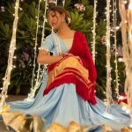 netri nisarg trivedi Instagram - Paancham na garba At @theoggarba Styled by and wearing: @kinjal.prajapati136 @rivayaat_bykinjal Pc: @niilampaanchal #paanchamnagarba #navratri #garba #gujarat #film #gujaratifilm #actor #netritrivedi