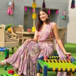 Aahana Kumra Instagram - Because Sundays are for sarees! 🥻🥻 🤌🙃🌸💕🌞 #sareenotsorry #sunday . . . . #sundayfunday #sareelover #sundayvibes #sundaybumday #sundaymotivation #aahanakumra Vadodara, Gujarat, India