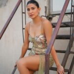 Aahana Kumra Instagram - Over the years I have learned what is important in a dress is the woman who’s wearing it 💫💫 Outfit : @sahilkochharofficial Jewellery : @vasundharajewelry Shoes : @oceedeeshoes Styling : @juhi.ali Make up : @malcolm_m_fernandes Hair : @nilamjadhav1086 #wednesdaywisdom . . . . #starrystarrynight #starsshinedown #gown #eveningdress #photoshoot #aahanakumra #portriats #tuesday #wednesday Mumbai, Maharashtra