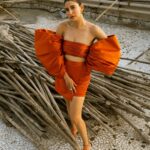 Aahana Kumra Instagram - Santra 🍊 Claus is coming to town 🧡🍊🤣 #GQMOTY23 @gqindia #aboutlastnight Outfit : @maisonnikhilkolhe Jewellery : @e3kjewelry Heels : @oceedeeshoes Styling : @juhi.ali Make up : @malcolm_m_fernandes Hair : @nilamjadhav1086 . . . #gqmoty2023 #gqmoty #menoftheyear #gq #gqmagazine #alldressedup #redcarpet #redcarpetready Mumbai, Maharashtra