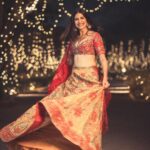 Aahana Kumra Instagram - This is what joy looks like! 🧨🪔❤️ Seldom in your life you find people who are selfless! ❤️ @harpreetbachher is one such hooman being! On the day of Diwali he set up his camera to take portraits of the families in our building! Everyone is dressed up during Diwali and many of us don’t get family portraits because of the chaos of the pooja and dinner that follows but he I managed to get beautiful portraits of everyone who turned up! Thank you Bachher Sabah for such a beautiful gesture! 🧨🪔❤️ #happydiwali 🧨🪔 #familyportraits . . . . #portriatphotography #portriats #diwali #diwali2023 #happydiwali2023 #aahanakumra Mumbai - मुंबई