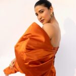 Aahana Kumra Instagram - The warmth of autumn 🍁🍂🌅 #GQMOTY23 @gqindia Outfit : @maisonnikhilkolhe Jewellery : @e3kjewelry Heels : @oceedeeshoes Styling : @juhi.ali Make up : @malcolm_m_fernandes Hair : @nilamjadhav1086 . . . #gqmoty2023 #gqmoty #menoftheyear #gq #gqmagazine #alldressedup #redcarpet #redcarpetready Mumbai - मुंबई