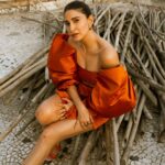 Aahana Kumra Instagram - Santra 🍊 Claus is coming to town 🧡🍊🤣 #GQMOTY23 @gqindia #aboutlastnight Outfit : @maisonnikhilkolhe Jewellery : @e3kjewelry Heels : @oceedeeshoes Styling : @juhi.ali Make up : @malcolm_m_fernandes Hair : @nilamjadhav1086 . . . #gqmoty2023 #gqmoty #menoftheyear #gq #gqmagazine #alldressedup #redcarpet #redcarpetready Mumbai, Maharashtra