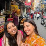 Aahana Kumra Instagram - Kinnu soni kudi 🧡🍊🧡🍊 Chandigarh, Jalandhar and Amritsar for a minute! But managed the roadside Kinnus! The Gorgeous Golden Temple! 🪯 The chhole kulchhe! The parathas! Sarson ka saag and makke di roti! The Gajar Ka halwa! The beautiful winter! And so many fond memories🧡🌞🍊🪯🙏🌸❄️ #punjab #punjabiswag . . . . #winters #winterwonderland #incredibleindia #punjab #punjabi #aahanakumra #india #goldentemple #sarsonkasaag #sarsondasaag #makkediroti #chholekulche #gajarkahalwa #parathas #foodie #foodporn #foodlover Golden Temple Amritsar Punjab India