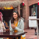 Aahana Kumra Instagram - Kinnu soni kudi 🧡🍊🧡🍊 Chandigarh, Jalandhar and Amritsar for a minute! But managed the roadside Kinnus! The Gorgeous Golden Temple! 🪯 The chhole kulchhe! The parathas! Sarson ka saag and makke di roti! The Gajar Ka halwa! The beautiful winter! And so many fond memories🧡🌞🍊🪯🙏🌸❄️ #punjab #punjabiswag . . . . #winters #winterwonderland #incredibleindia #punjab #punjabi #aahanakumra #india #goldentemple #sarsonkasaag #sarsondasaag #makkediroti #chholekulche #gajarkahalwa #parathas #foodie #foodporn #foodlover Golden Temple Amritsar Punjab India