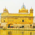 Aahana Kumra Instagram - Blessed.🌸Gratitude.🌞Love💕 Visited the Golden Temple after three long years! And all I can say is that I’m truly blessed and In gratitude 🙏🌸🧡🌞 Could’ve not asked for a better way to end the year 🧡🌞🍊 #harmandirsahib #goldentemple . . . . #goldentempleamritsar #amritsar #harmandirsahibji #gurugranthsahibji #winter #punjab #aahanakumra #gurunanakdevji #faith #hope #prayers #prayersforall Golden Temple Amritsar Punjab India