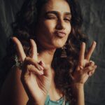 Aakanksha Singh Instagram – “Happy. Unbothered. Disciplined. Glowing.”