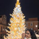 Aakanksha Singh Instagram – Merry Christmas everyone from me and mine to you and yours 🎅🎄🥂♥️🎁
Live,love and celebrate with your loved ones,wish for their best and be grateful 🧡🧿
#merrychristmas #christmas2023