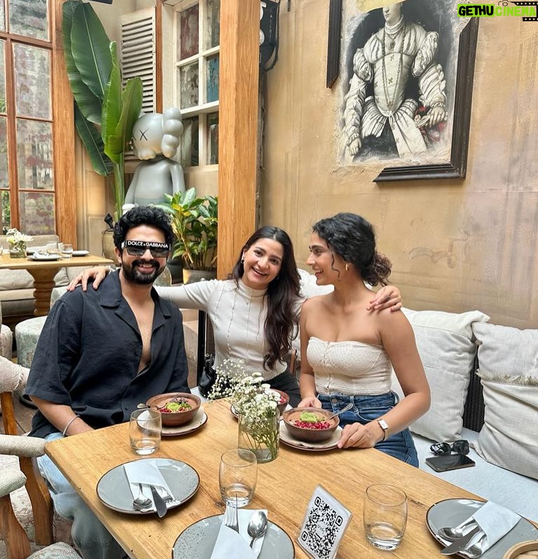 Aakanksha Singh Instagram - A Sunday well spent 🤍