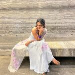 Aakanksha Singh Instagram - माना कि सादगी का दौर नहीं, मगर सादगी से अच्छा कुछ और नहीं 🤍