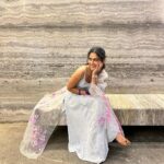 Aakanksha Singh Instagram - माना कि सादगी का दौर नहीं, मगर सादगी से अच्छा कुछ और नहीं 🤍